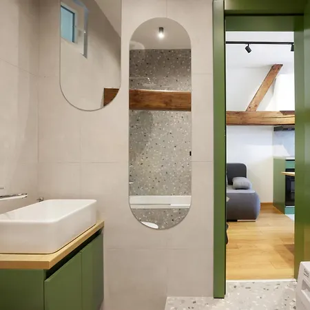 Modern Living Apts - Cozy Loft In The Center Apartament